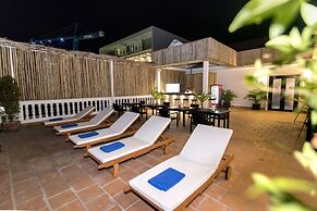 Hotel De L'Homme