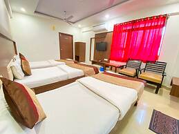 Hotel Gomti