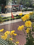 Rose Hotel