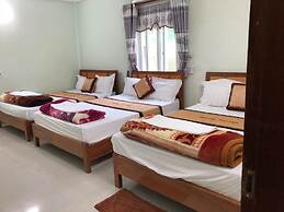 Rose Hotel