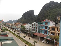 Rose Hotel