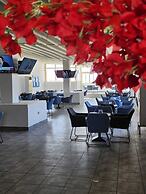 Green Leaf Hotel
