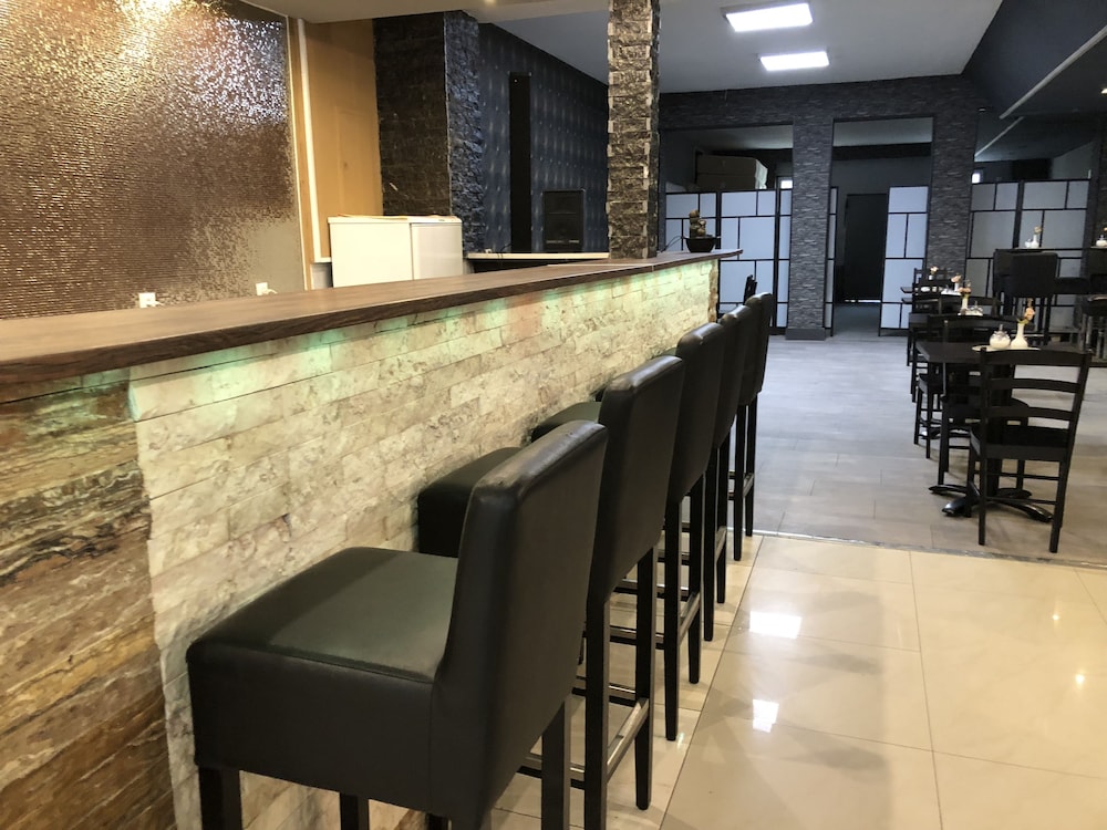 Hotel Moji