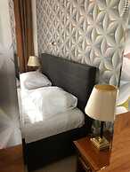Hotel Moji