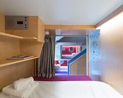 Pangea Pod Hotel