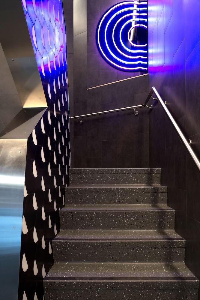 Pangea Pod Hotel