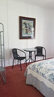 Redtail Ridge Cottages - Adults Only
