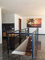 Seaview Mansion
