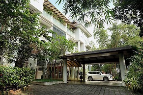Dfort Hotel Kollam