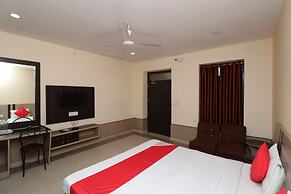 Central Hotel