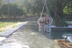 OW Andros - Luxury Suites
