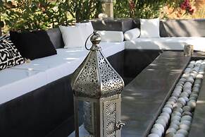 OW Andros - Luxury Suites