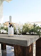 OW Andros - Luxury Suites
