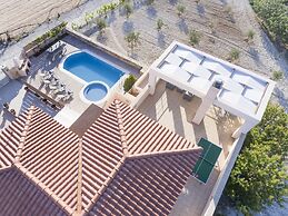 Villa Saint George