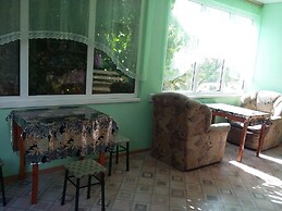 Guest House MishLen