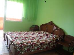 Guest House MishLen