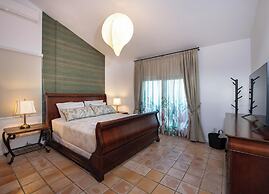 Thea Villas Complex