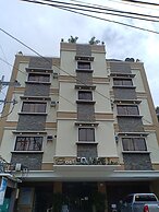 East Square Inn