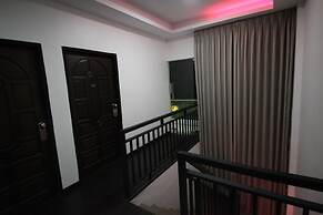 Mini Platinum Hotel