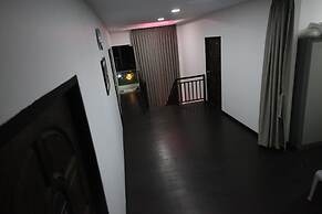 Mini Platinum Hotel