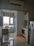 1BR Centric Sea 812 With Infinity Pool