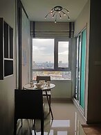 1BR Centric Sea 812 With Infinity Pool