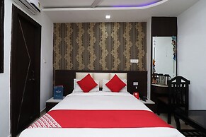 OYO 11943 Hotel Yugantar Palace