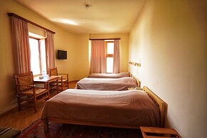 Hotel Mirhav
