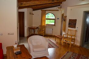 Hotel Mirhav