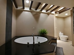 Michelle Hotel