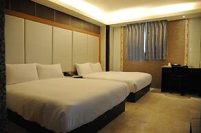 Michelle Hotel