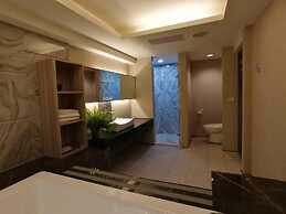 Michelle Hotel
