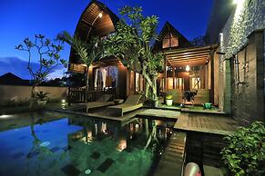 Raja Woods Villa