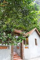 Amira Homestay
