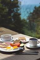 LAVICON Hotel Collection