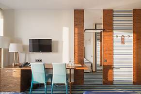 LAVICON Hotel Collection