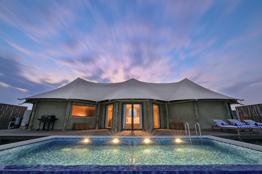 Kingfisher Retreat by Sharjah Collection