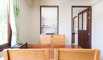 Lemon House