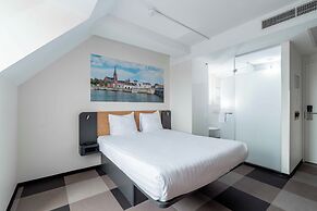 easyHotel Maastricht City Centre