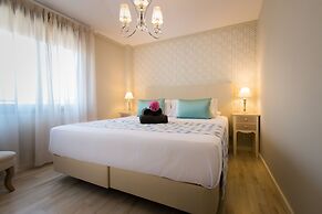Holidays2Malaga Suites Apartments