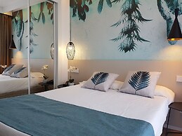 Hotel Tora