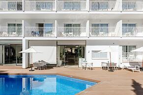 Hotel Tora