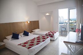 Palmyra Holiday Resort & Spa