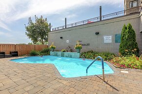 DoubleTree by Hilton Quebec Resort