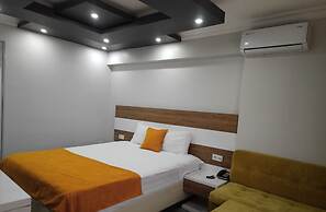 Wox Ew Hotel
