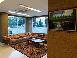 Wox Ew Hotel