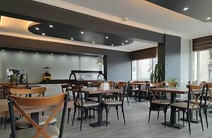 Wox Ew Hotel