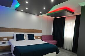 Wox Ew Hotel