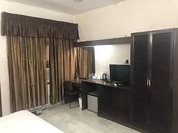Golden Huts Resorts