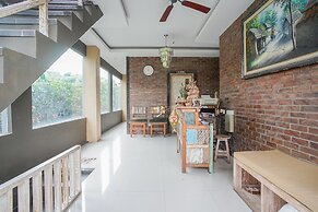 Kememai Hostel